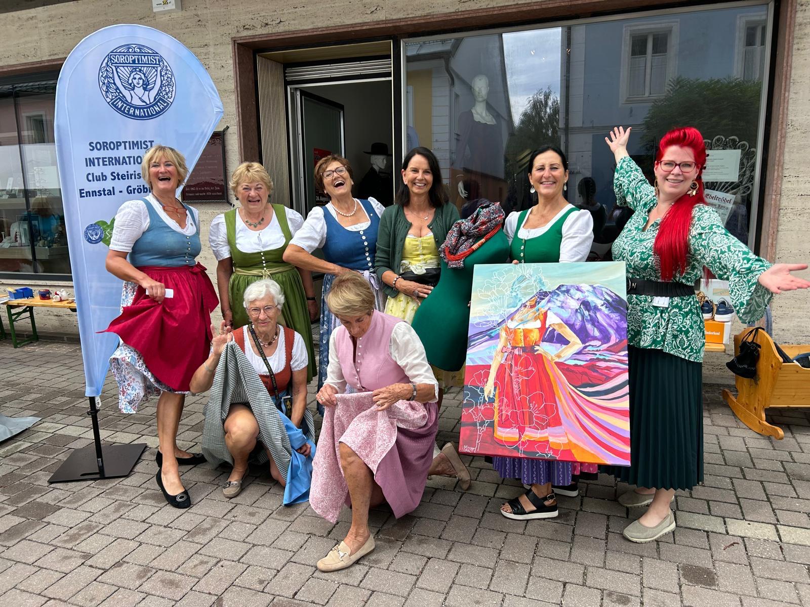 Secondhand in hoher Qualität – Edeltrödel und Kunst